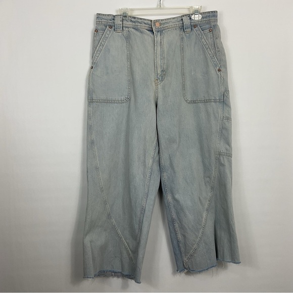 Free People Denim - Free People Haywire High Rise Cargo Wide Leg Jeans‎ Size 31